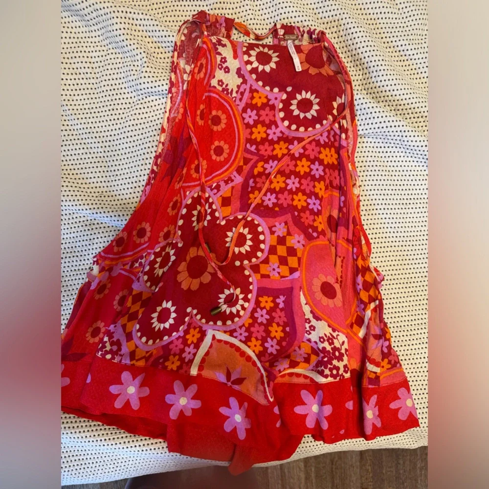 Free People retro Red Halter Tie Front Tank Top medium - Picture 2 of 3